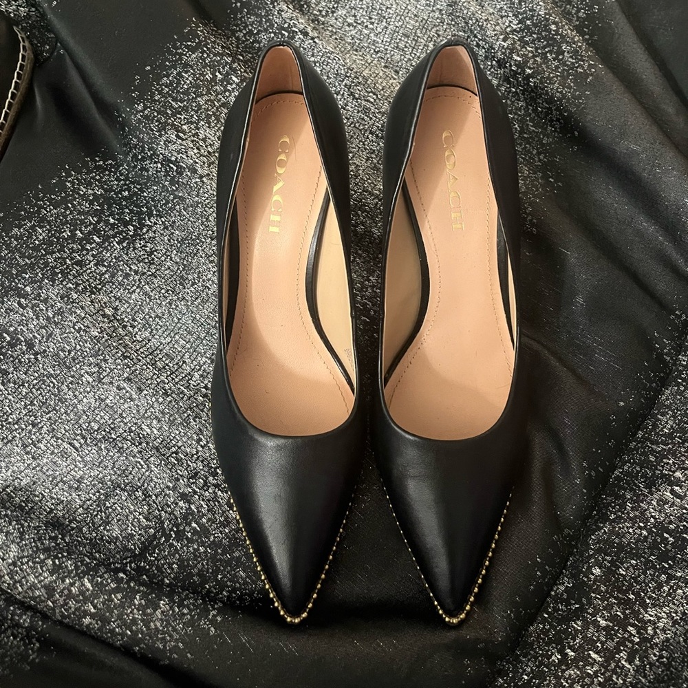Coach -Waverly pump